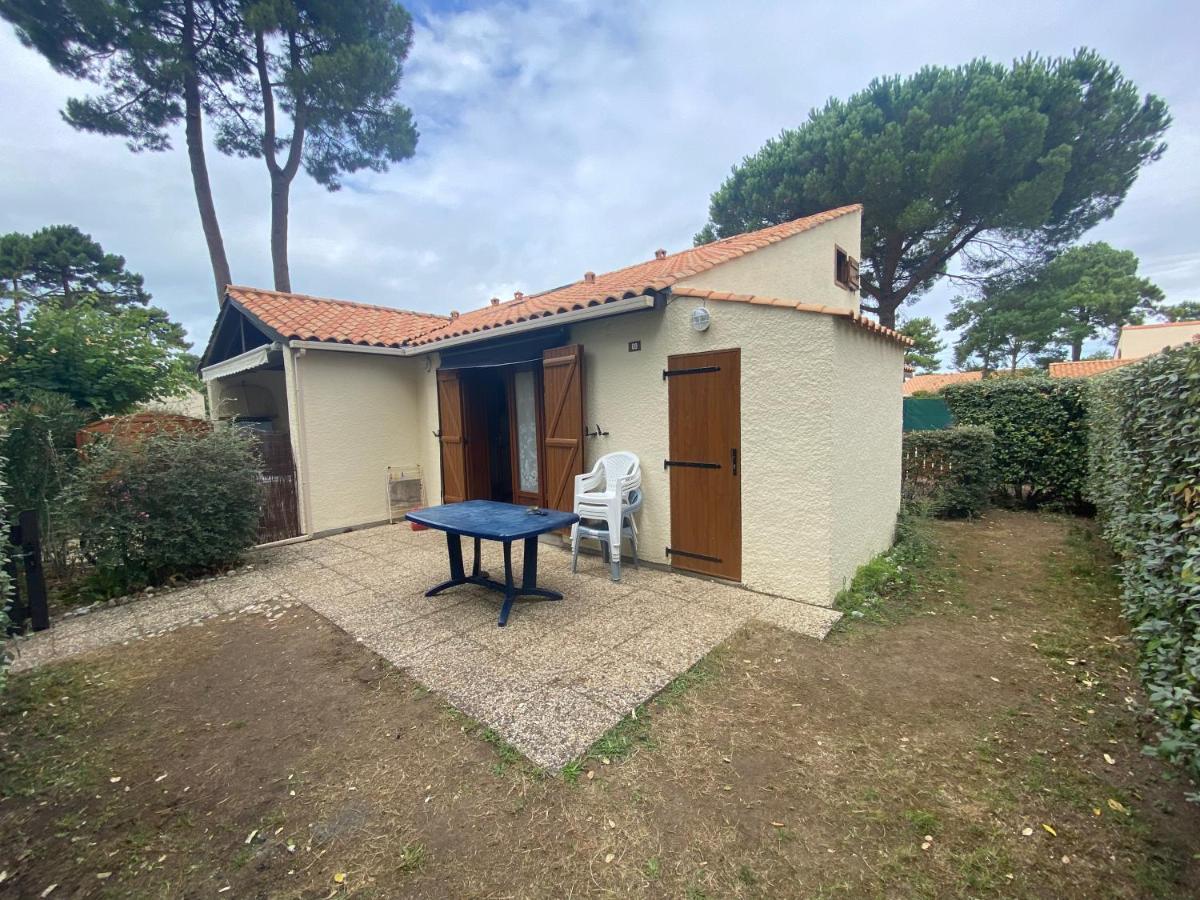 Maisonnette Hameau Des Pins Holiday home *